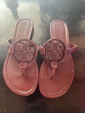 Tory Burch Burgundy Miller Logo Thong Sandals
